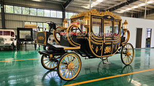 Carruaje Real de Estilo Europeo - Combinación de Colores Negro y Dorado - Eléctrico - Carruaje para Bodas - Carruaje Real - Product Image 5