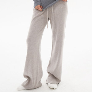 Pantaloni in Pura <span class=keywords><strong>Lana</strong></span> Merino Lavorati a Maglia per <span class=keywords><strong>Donna</strong></span>, 12GG 535g, Servizio OEM, Colore Unico, Vendita all'Ingrosso/Personalizzati con Basso MOQ - Product Image 5