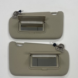 Pare-soleil beige Nissan 2013-2019 Sentra avec support de miroir filaire pour toit - Product Image 1