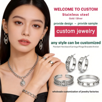 Fabricant de bijoux personnalisés OEM et ODM, pendentif en métal plaqué or gravé au laser, collier, bracelet