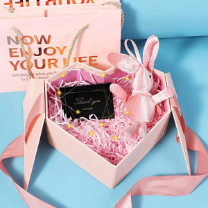 Boîte d'emballage en chocolat en forme de cœur à succès, boîte cadeau pour la Saint-Valentin, boîte cadeau pour la Saint-Valentin, emballage cadeau pour <span class=keywords><strong>bijoux</strong></span> floraux - Product Image 2