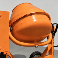 Bétonnière mobile à quatre roues auto-chargeante 350L, mini bétonnière portable à vendre