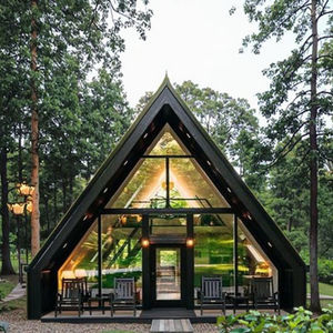 Maisonnette <span class=keywords><strong>de</strong></span> Luxe Préfabriquée en Bois <span class=keywords><strong>de</strong></span> 20 pieds avec Structure Triangulaire en Acier, Logement Forestier Européen avec Salle <span class=keywords><strong>de</strong></span> Bain et Salle <span class=keywords><strong>de</strong></span> Sport – En Promotion - Product Image 2