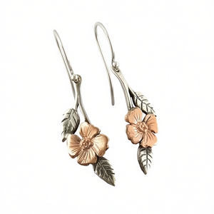 Orecchini pendenti vintage a forma di fiore per donna, in lega di rame placcata argento antico con design a foglia E2999 - Product Image 1