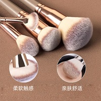Ensemble de 31 pinceaux de maquillage best-seller, éponge de beauté ultra-douce, pinceau éventail pour fard à paupières et fond de teint, pinceau pour mascara et gloss à lèvres - Idéal pour les voyages