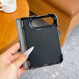 เคสโทรศัพท์แม่เหล็กเนื้อผ้าคุณภาพสูงสำหรับ iPhone Duo พร้อมฟิล์มกันรอยหน้าจอ ดีไซน์บางเฉียบ ป้องกันแรงกระแทก - Product Image 6