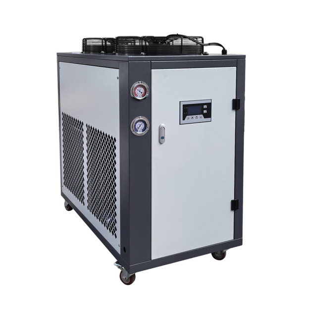 Data Center Cooling Low Noise Cooling System 210kW Integrated Free Cooling Air Cooled Screw Chiller