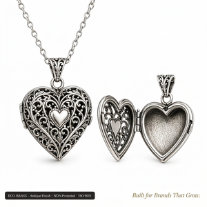 Colgante relicario de cremación con corazón victoriano protegido por NDA, de latón ecológico, en plata antigua/bronce, filigrana, joyería AIU, conmemorativo, OEM - Product Image 1