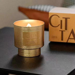 Conteneur à bougie en laiton fait main, design personnalisé, nouveau modèle, élégant et luxueux, en cuivre doré, pour <span class=keywords><strong>mariage</strong></span>, porte-bougie - Product Image 1