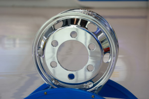 ล้อรถบรรทุกหนัก22.5x9.0/วัสดุอลูมิเนียมอัลลอย/ขัดสองด้าน - Product Image 3