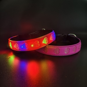 Collier lumineux pour animaux de compagnie rechargeable par USB, LED, couleur RVB, motif uni, rubans, haute visibilité, réglable, LED lumineux, sécurité nocturne - Product Image 6