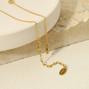 Collar de Acero Inoxidable Chapado en Oro de 18K con Piedra Redonda de Circonita Cúbica para Mujer, Impermeable e Hipoalergénico - Product Image 4