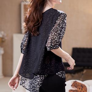 गर्म बिकने वाले पुष्प बुना हुआ क्रेप बुनाई सरल छोटे ब्लाउज क्रू गर्दन के गुब्बारा आस्तीन ढीले फिट मोती स्टड गर्मियों के लिए आकस्मिक - Product Image 4