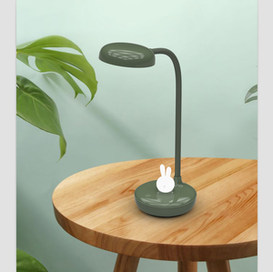 LED Masa Lambası Dokunmatik Kontrol Taşınabilir Okuma Işığı Kısılabilir Başucu Lambası Gece Lambası ile Akülü Esnek Deve Boynu Masa Lambası - Product Image 1