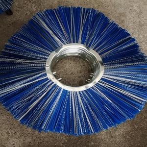 Angewinkelte Kehrbürste 165x580 Geeignet für <span class=keywords><strong>Bobcat</strong></span>-Kehrmaschinen und als Anbaugeräte für Kompaktlader - Product Image 2