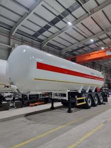 Nuevo tipo de camión semirremolque con tanque de aluminio y acero inoxidable para almacenar agua y aceite, disponible a bajo precio. - Product Image 3