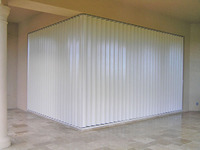 Volets accordéon anti-ouragan en aluminium NFRC TOMA AS2047 CE ISO9001 ISO14001 ISO45001 Série 150 Haute Qualité avec Brevet d'invention