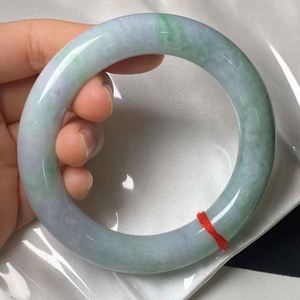 Commercio all'ingrosso della fabbrica di giadeite naturale Myanmar A- Type <span class=keywords><strong>giada</strong></span> delicata primavera colore rotondo barra di <span class=keywords><strong>giada</strong></span> <span class=keywords><strong>bracciale</strong></span> all'ingrosso con certificato - Product Image 3