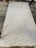 Panneau MDF laminé pré UV PET brillant de haute qualité