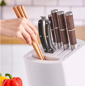 Bloc de Couteaux de Cuisine Professionnels Style Japonais avec Désinfection et Affûteur SKD002 – Offre Spéciale - Product Image 3