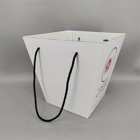 Boîtes trapézoïdales ondulées pour fleurs de mariage, réutilisables, avec logo personnalisé, emballage cadeau, matériaux recyclés, dorure à chaud, gaufrage UV – Offre Spéciale
