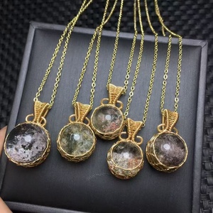 Ciondolo Artigianale con Cristallo Curativo Avvolto in Filo, Ciondoli in Quarzo Naturale Avvolto in Filo per Guarigione Spirituale - Product Image 6