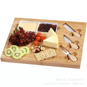 Planche à découper et plateau à fromage en bambou avec 3 couteaux, planches à pain et à fruits, vaisselle occidentale, style moderne et simple, Shandong - Product Image 3