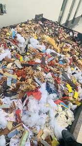 Broyeur et déchiqueteur de déchets de bois à double arbre de haute qualité 2025, haute productivité, 380V électrique, capacité de 6t/h - Product Image 4