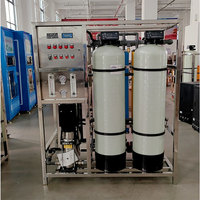 Traitement de l'eau de forage 250L 500L Système d'osmose inverse Système de filtration de l'eau de puits amer et salé