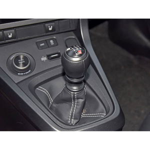 Toyota <span class=keywords><strong>GR</strong></span> <span class=keywords><strong>Yaris</strong></span> de Alto Rendimiento Diseñado para Experiencias de Conducción Emocionantes y Días de Pista - Product Image 6