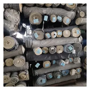 Tissus en popeline de coton textile vendu en rouleau/fil de coton uni teint pour chemise