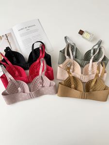 Sujetador <span class=keywords><strong>push</strong></span>-<span class=keywords><strong>up</strong></span> inalámbrico para mujer con copas jacquard, distintivo de marca, letras discretas, tirantes con diamantes y múltiples ganchos, para uso diario - Product Image 2