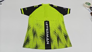 Venta al por mayor de ropa de ciclismo personalizada barata, jersey de ciclismo de poliéster con sublimación y media cremallera para eventos de triatlón. - Product Image 5