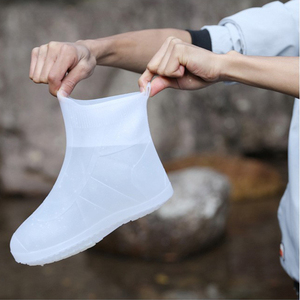 <span class=keywords><strong>Scarpe</strong></span> impermeabili copriscarpe <span class=keywords><strong>antipioggia</strong></span> da donna antiscivolo copriscarpe <span class=keywords><strong>antipioggia</strong></span> ispessito resistente all'usura - Product Image 6