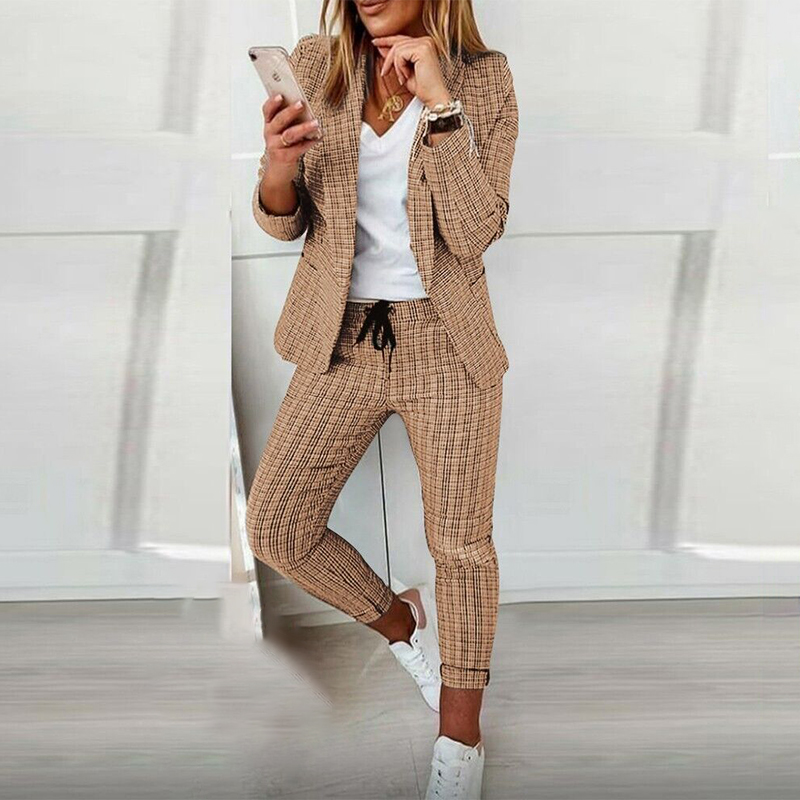 Khaki boyfriend suit for woman