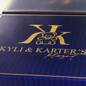 Materiales reciclados, venta al por mayor, papel de aluminio dorado personalizado, estampado, papel revestido, ropa azul grande, caja de regalo plegable para calcetines de vestir - Product Image 5