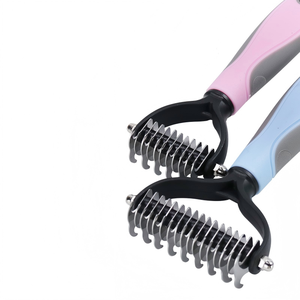 2025 Herramienta de doble cara para deslanar y desenredar el pelo, rastrillo para subpelo, peine para mascotas, cepillo eficaz para eliminar nudos y pelo suelto para perros y gatos - Product Image 4