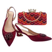 Chaussures de soirée de créateur italien avec pochette assortie pour mariages africains et occasions nuptiales, chaussures pour femmes en dentelle brodée et perles