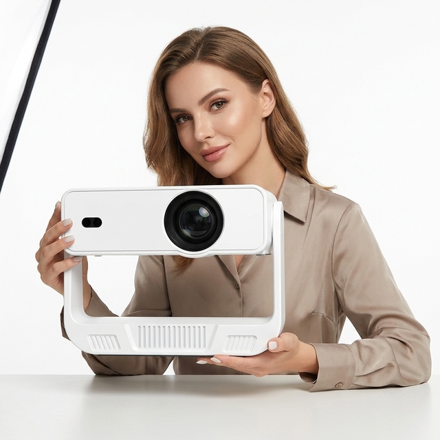 C880 Portable Smart Projector Android 720P LCD Mini Video Projector Electric Focus Home Theater Projector 200 Ansi Lumens