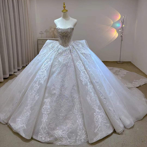 Robe de mariée de luxe en perles et dentelle brodée, style princesse, sans bretelles, Vestidos Lsjj79 - Product Image 1