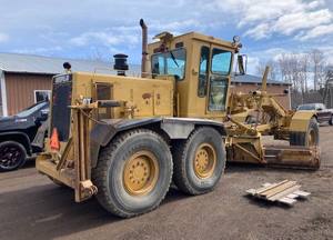 Niveleuse de moteur de marque Caterpillar 140G d'occasion 140G avec composants du noyau de la pompe Moteur Cummins inclus-Modèle USA - Product Image 4