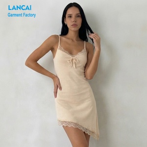 ผู้ผลิตชุดนอนลูกไม้แบบสั่งทำ ชุดนอนผ้าฝ้ายสั้นสำหรับผู้หญิง พร้อมดีเทลโบว์ บริการ OEM ODM โรงงานผลิตชุดนอน - Product Image 1