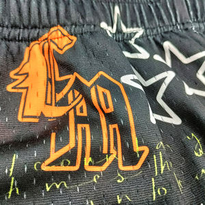 กางเกงขาสั้นบาสเก็ตบอลสำหรับผู้ชายกางเกงขาสั้นออกกำลังกายแบบตามสั่งกางเกงขาสั้นสำหรับใส่ออกกำลังกายแนวแอโรเมช - Product Image 2