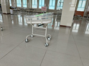 Fábrica de alta calidad precio al por mayor Hospital médico Carro infantil Cunas Cama de bebé - Product Image 4