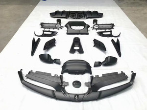 ชุดแต่งคาร์บอนไฟเบอร์แบบ CAP-Style สำหรับ Ferrari 488 GTB/GTS สภาพใหม่ ประกอบด้วยลิ้นกันชนหน้า ดิฟฟิวเซอร์ สปอยเลอร์ และฝาครอบไฟ เพิ่มประสิทธิภาพ - Product Image 3