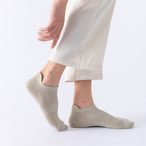 All'ingrosso a buon mercato cotone 100% da uomo calzini alla caviglia taglio basso assorbente tacco Pad antiscivolo <span class=keywords><strong>con</strong></span> tacco antiscivolo per la primavera - Product Image 3