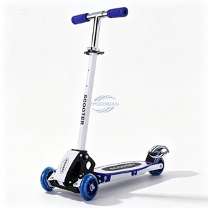 Patinete para Niños Pequeños, de Interior y Exterior, de Dos y Tres Ruedas, Plegable, con Horquilla de Acero, Ruedas de PVC con Luces, Juguete Recreativo - Product Image 4