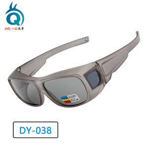 Lunettes de soleil polarisées unisexes Xq-Hd Dy-038 avec protection UV à 100 % pour la pêche, la conduite et la protection solaire, monture noire, verres TAC - Product Image 3
