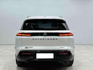 Auto Usado de Bajo Kilometraje, Nissan <span class=keywords><strong>Pathfinder</strong></span> 2024 380VC-TURBO 4WD, SUV de 6 Plazas, Exportación de Autos Usados - Product Image 4