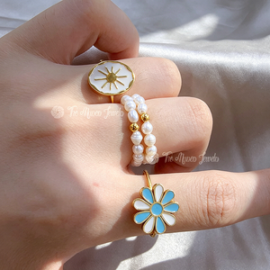 Muses Jewels - Vente flash - Bague en acier inoxydable plaqué or avec perle de culture d'eau douce Keshi - Tendance, hypoallergénique, minimaliste - Product Image 2